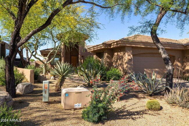 Building Photo - 7431 E Sunset Sky Cir