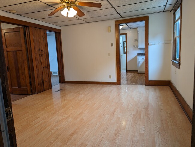 1014 Portland Ave Unit 2 Bedroom Apartment, Beloit, WI 53511 ...