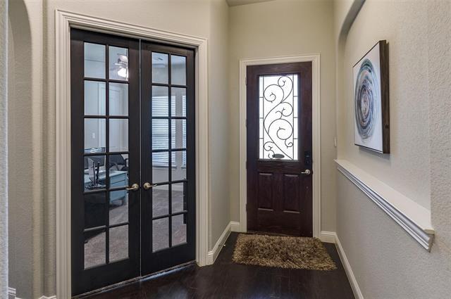 Foto del edificio - 221 Canterbury Ct