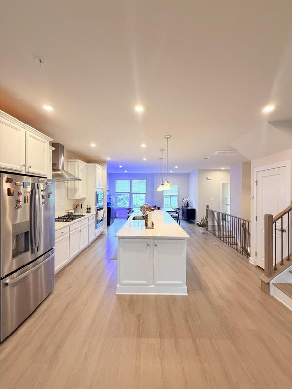 Foto del edificio - 2667 Velocity Rd