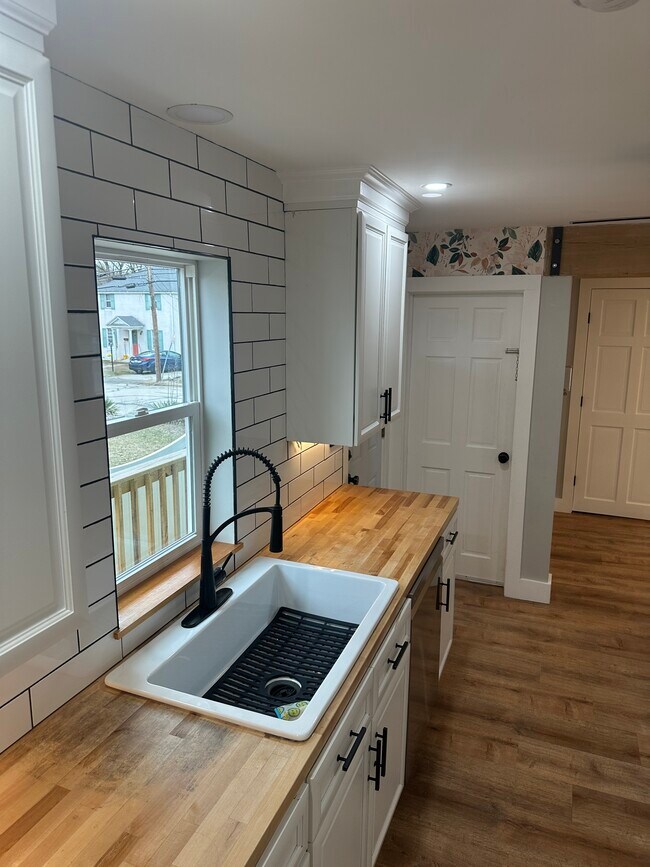 Foto del edificio - 410 Elm St