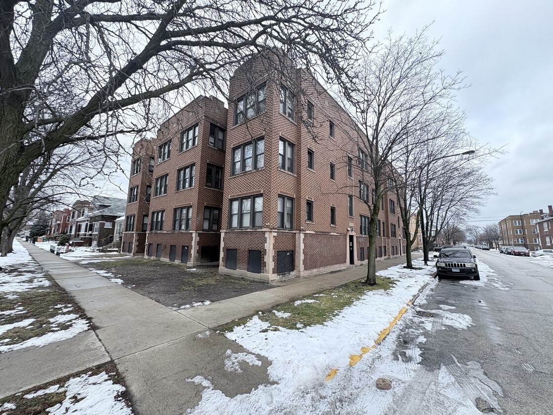 Primary Photo - 5010 W 18th St