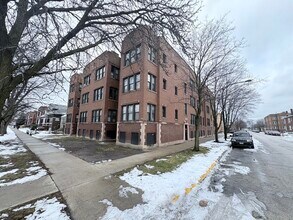 Building Photo - 5010 W 18th St