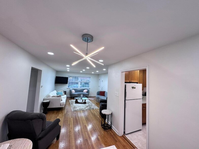 Foto principal - 2126 Harwitch Rd