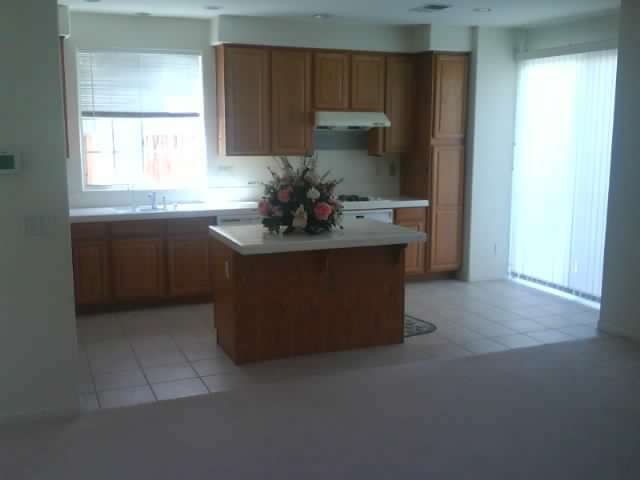 Foto del edificio - 957 Desmet Ln