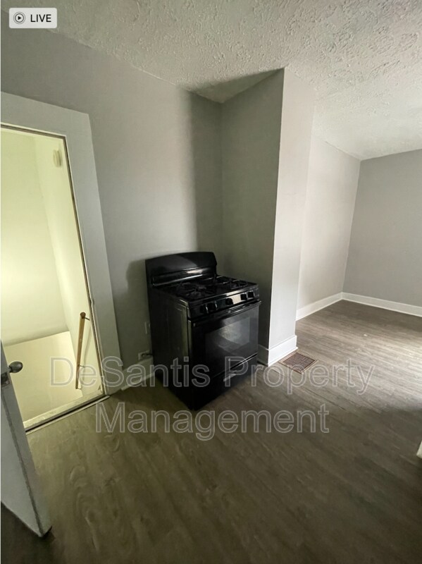 Foto del edificio - 91 McGovern Blvd