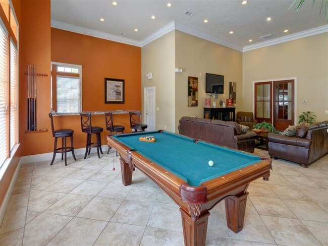 Charleston Apartment Homes Rentals Mobile, AL