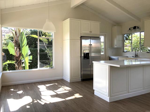 Building Photo - 6119 Paseo Delicias