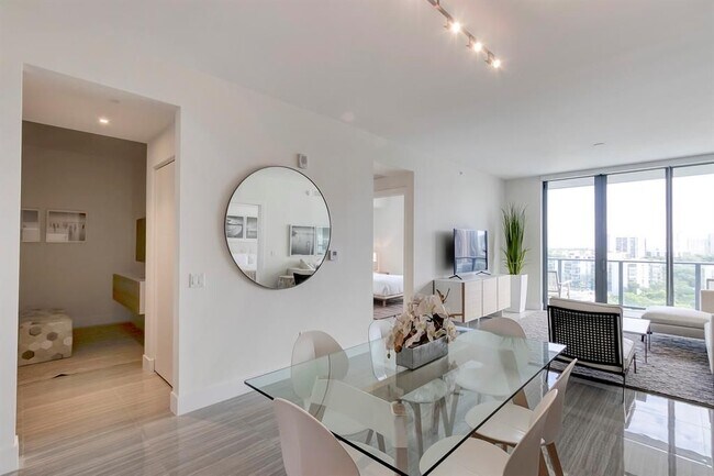 Foto del edificio - 2960 NE 207th St