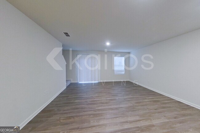 Building Photo - 322 Ironwood Ct