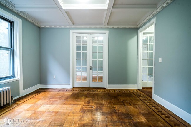 Building Photo - 550 W 158th St