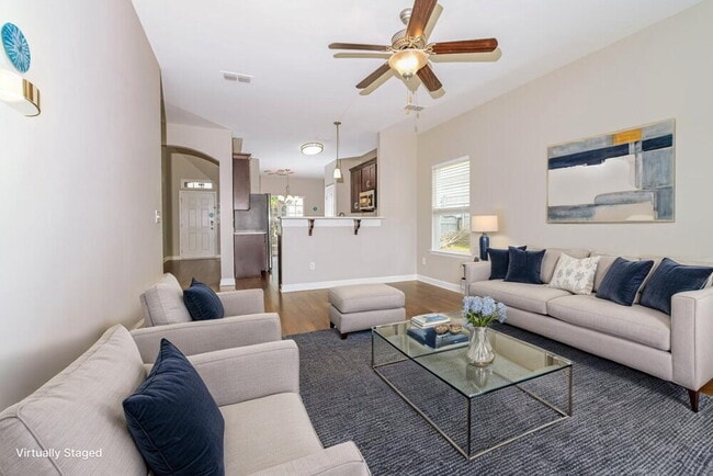 Foto del edificio - 8809 Cressent Glen Ct