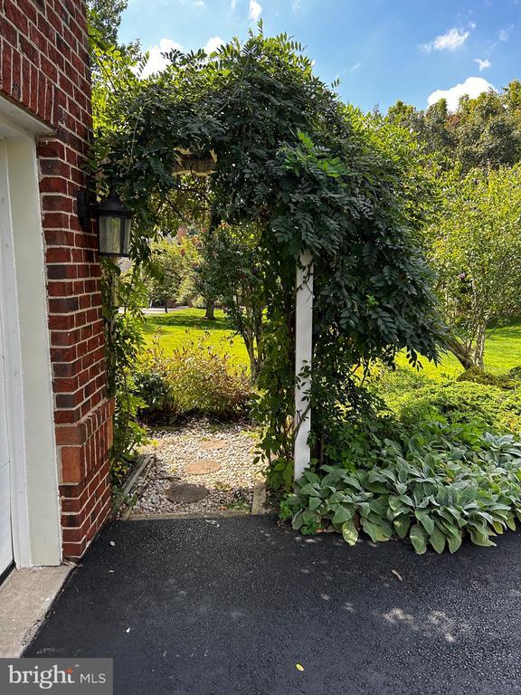 Foto principal - 10901 Stuart Mill Rd