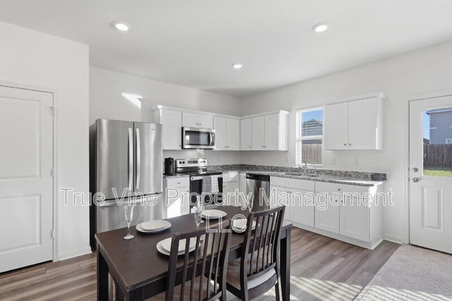 Building Photo - 14523 Bonito Loop
