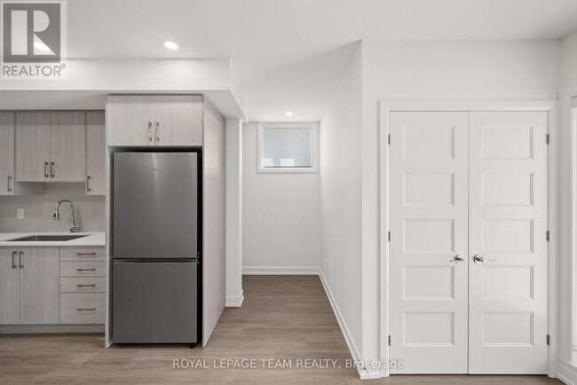 Photo du bâtiment - 1231 Shillington Ave