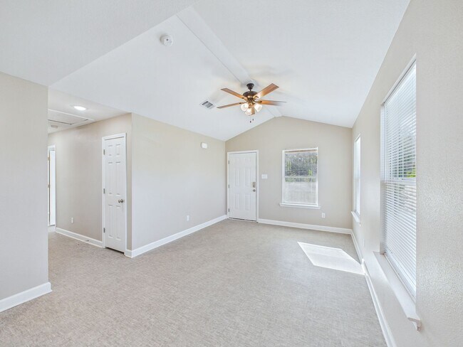 Foto del edificio - 4619 Foster St