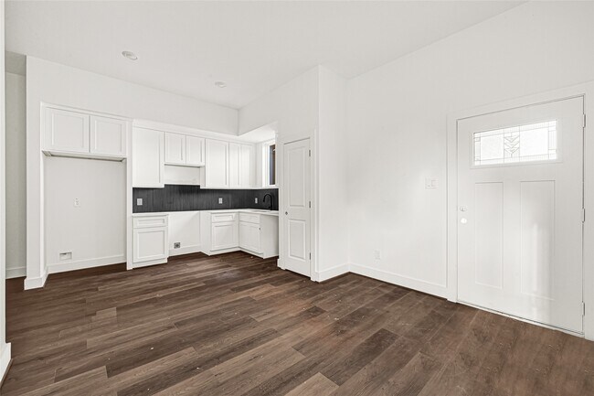 Foto del edificio - 418 Clinton Park St