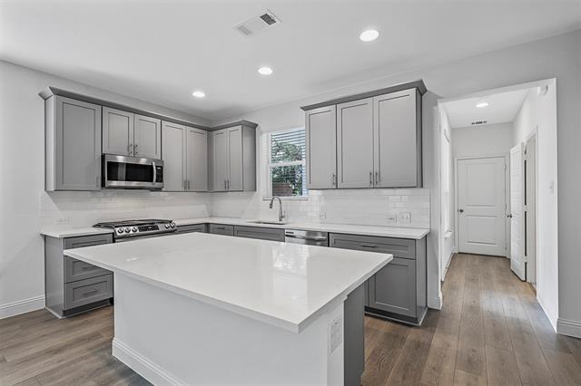 Building Photo - 3400 Vista Highlands Ln