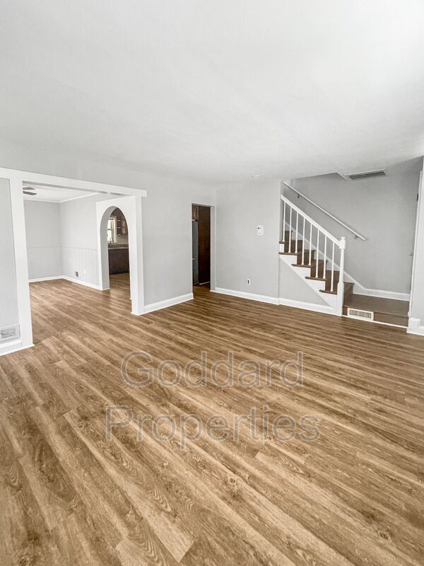 Building Photo - 7714 Bagley Ave