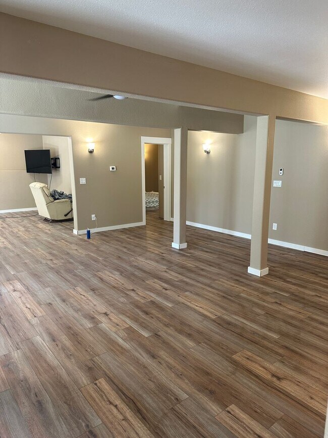 Foto del edificio - Ranch Living! Large 2 Bedroom/2 Bath