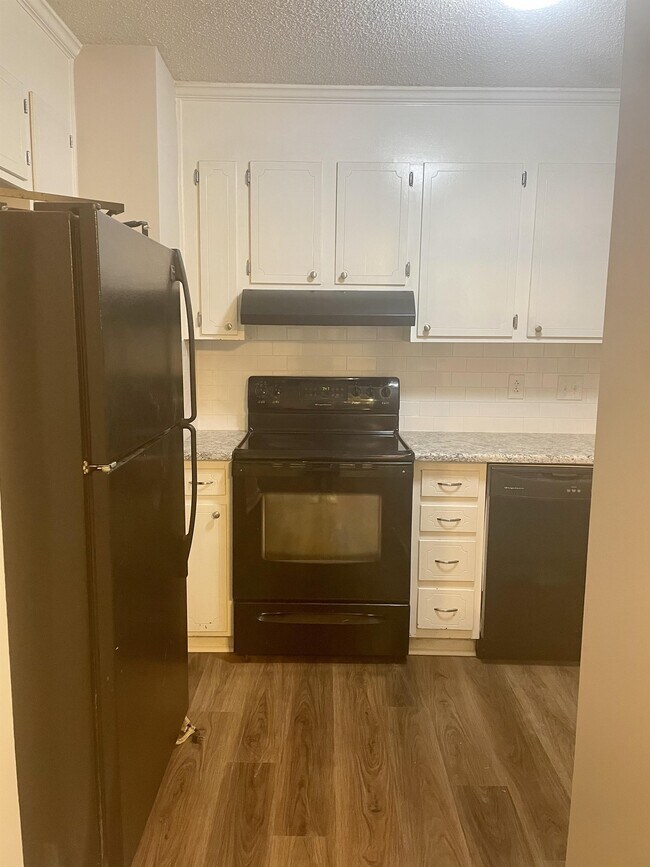 Foto del edificio - 12645 Delman Ln