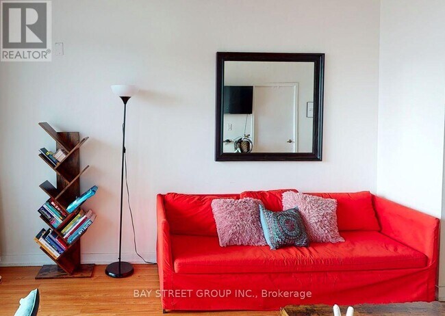 Photo du bâtiment - 8 Telegram Mews