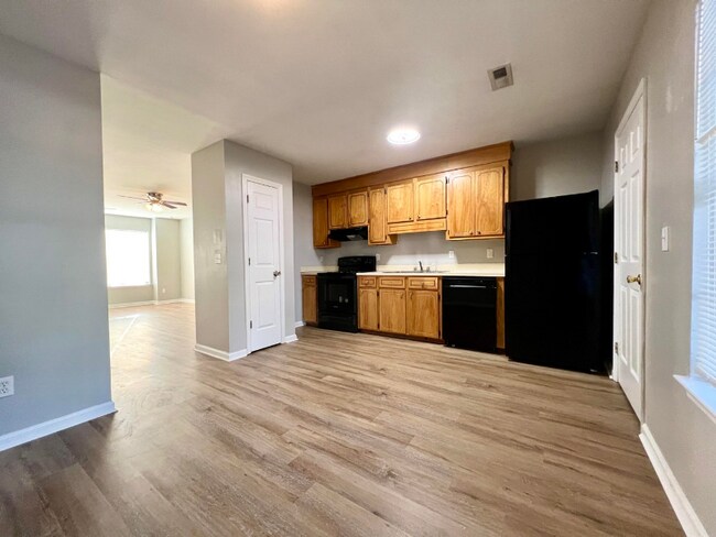Foto del edificio - 4062 Cedars Pkwy