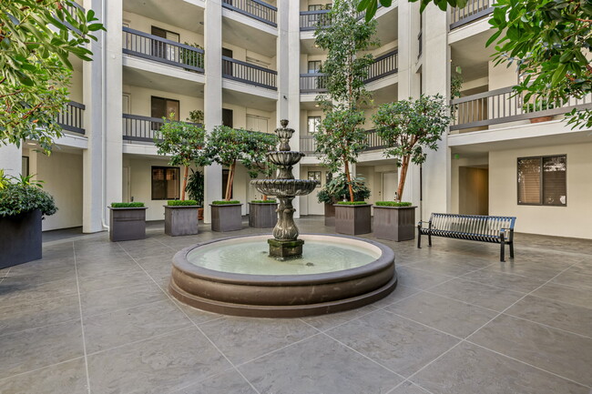 Atrium - 2112 Century Park Ln