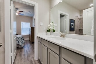 Building Photo - 7713 Rainbow Cl Building Photo - 7713 Rainbow Cl