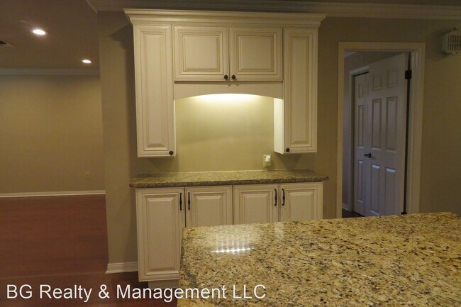 Foto del edificio - 4 br, 2 bath House - 910 Kim Drive