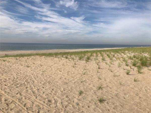 Foto del edificio - 100 Beach 131st St