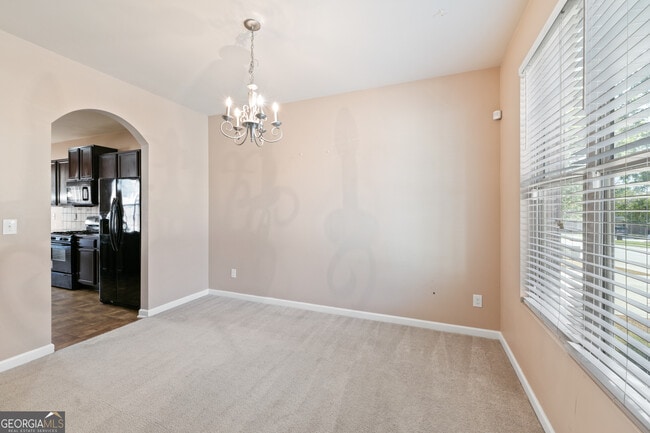 Foto del edificio - 5884 Little River Rd