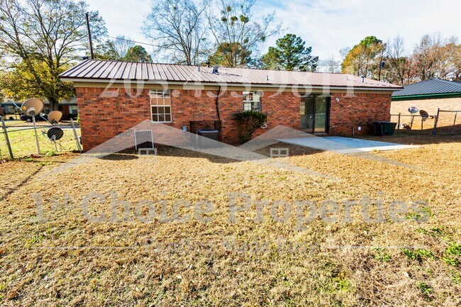 Building Photo - 119 20th Ct E