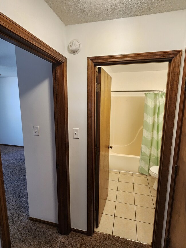 Building Photo - 5105 S Brooks Dr