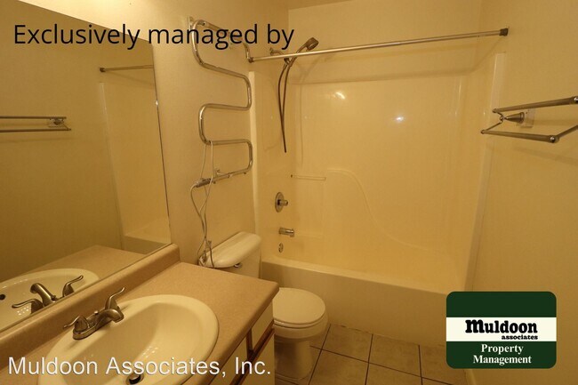 Building Photo - 3 br, 1 bath House - 2913 Winnipeg St