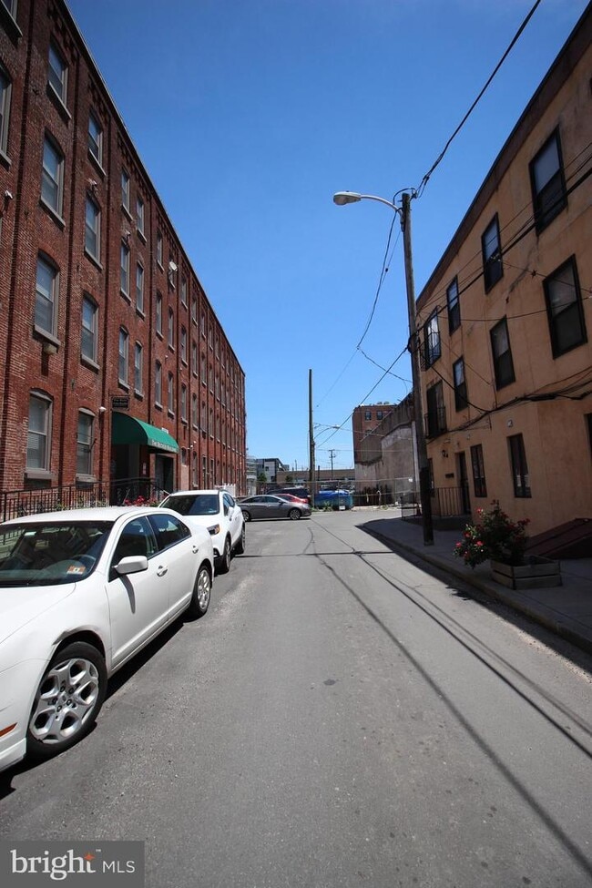 Building Photo - 1151 N 3rd St