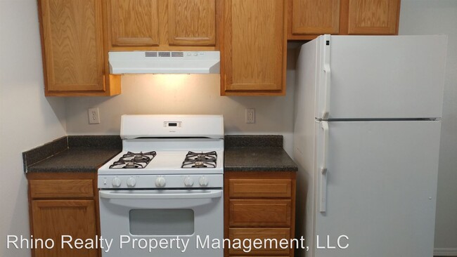Building Photo - 1017 Alvarado Dr SE