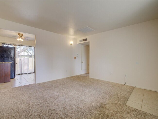 Building Photo - 1 Bedroom 1 Bathroom