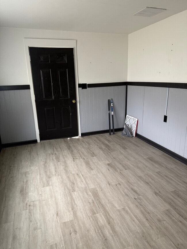 Foto del edificio - 319 Harding St