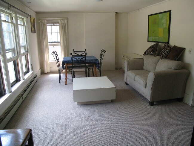 Foto del edificio - 432 S 4th Ave - All Utilities Included