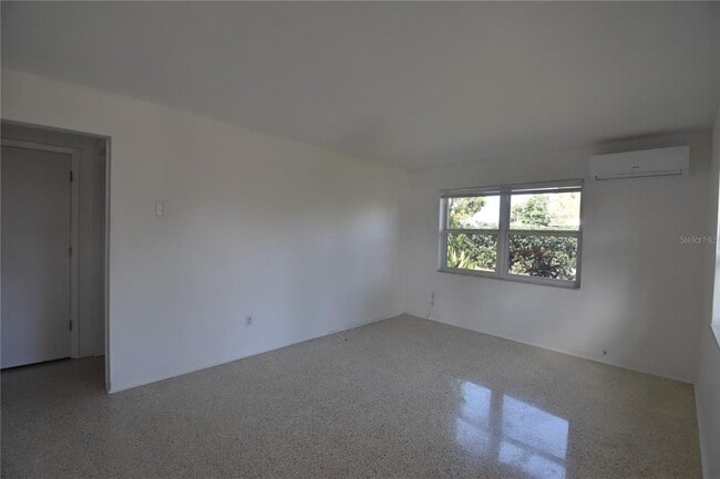 Building Photo - 508 N Jupiter Ave