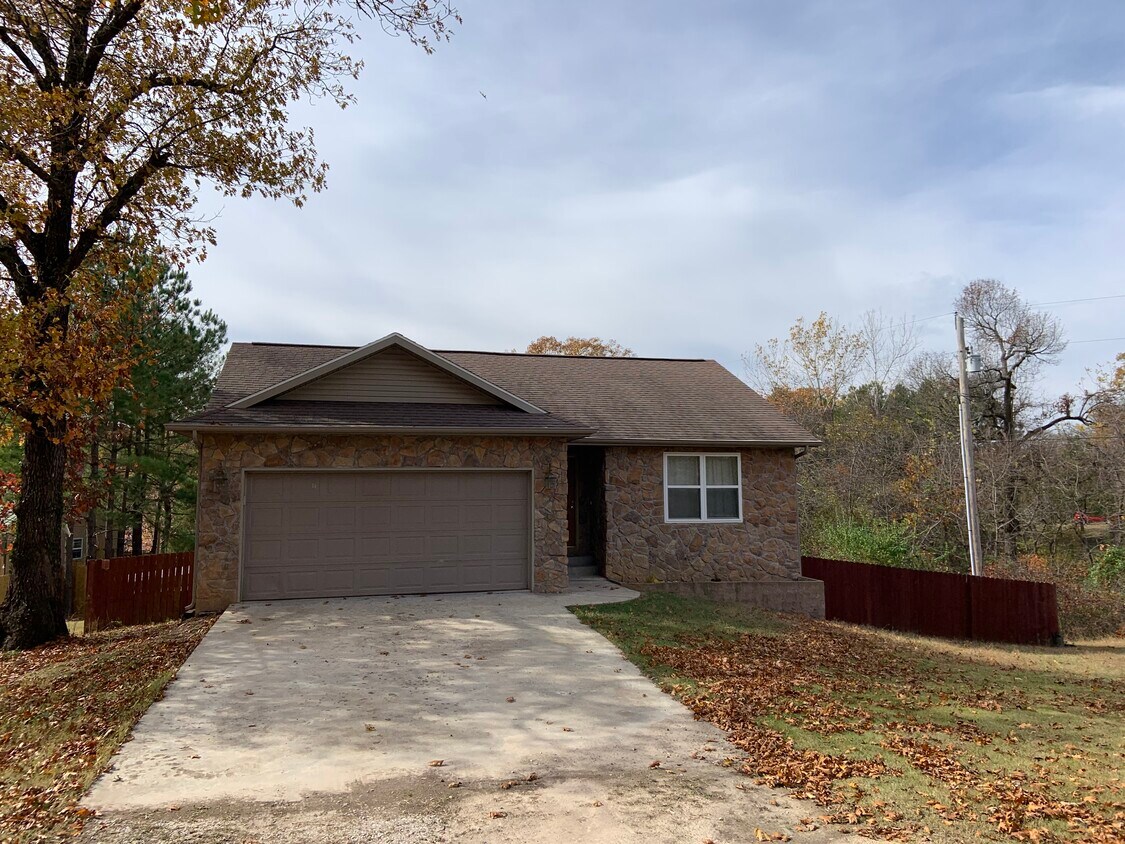 13327 Longridge Ln, Bentonville, AR 72712 House Rental in Bentonville