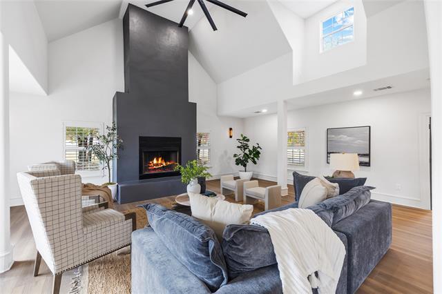 Foto principal - 1260 Stacy Rd