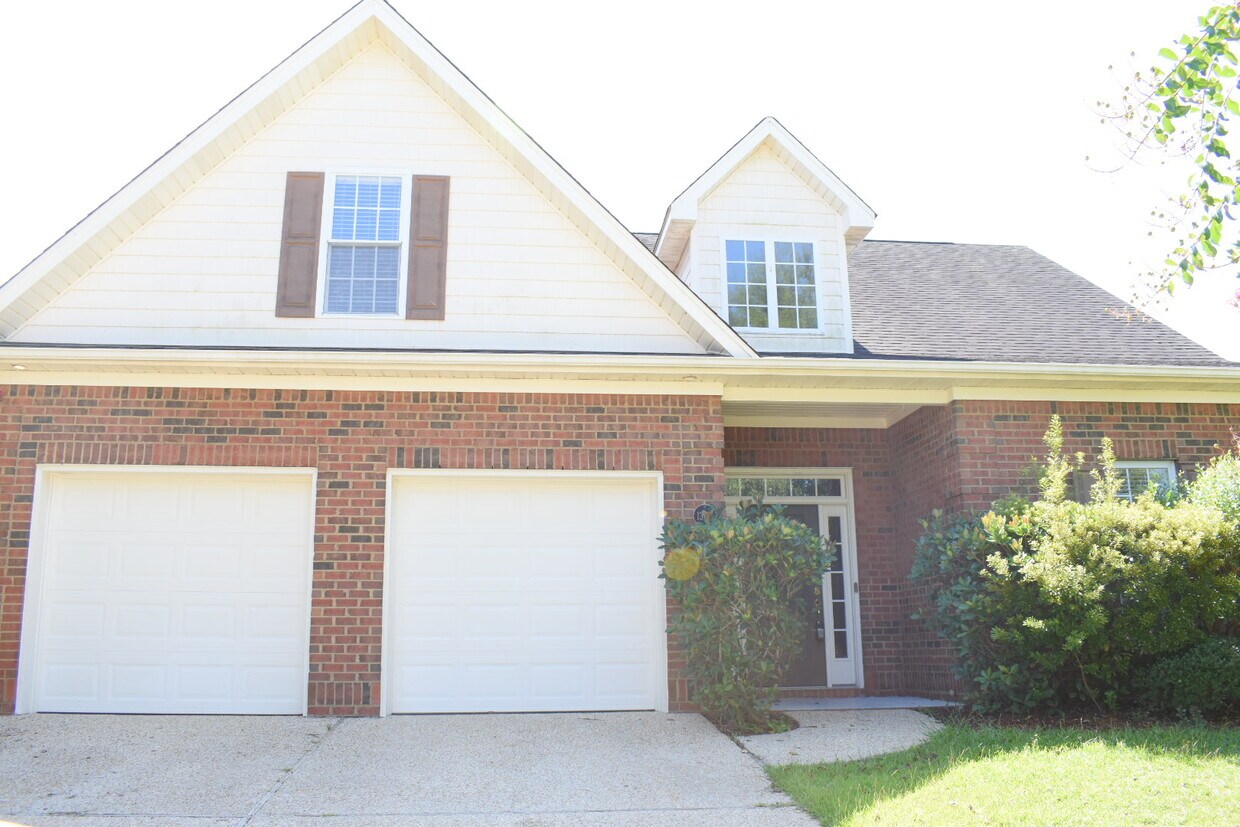 Foto principal - 1305 Wakefield Ct