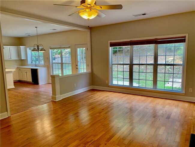 Foto del edificio - 2533 Haddenham Ln