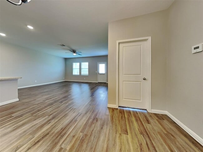 Building Photo - 871 Bunton Reserve Blvd