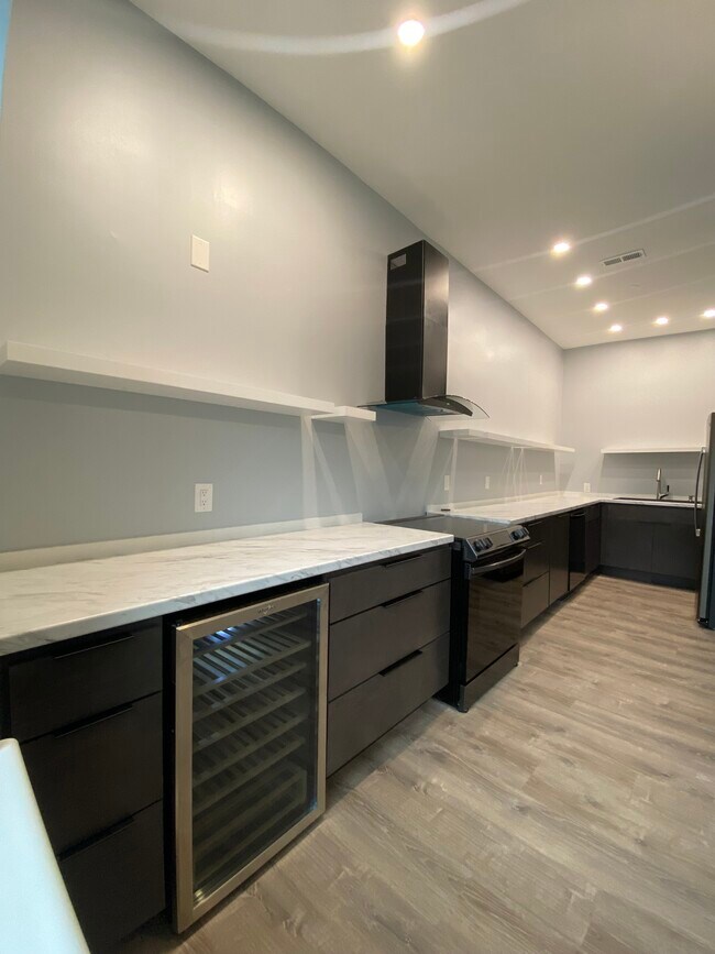 Building Photo - 2247 S Grand Blvd