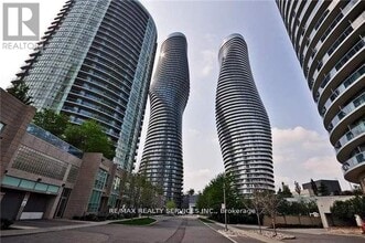Building Photo - 50 Absolute Ave