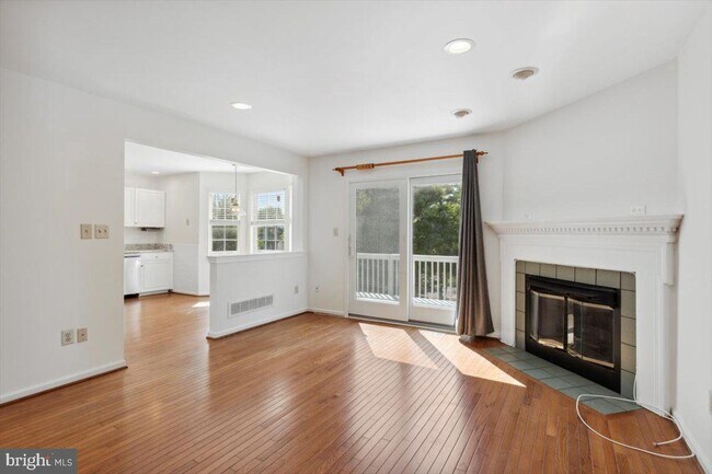 Foto del edificio - 146 Canterbury Ln
