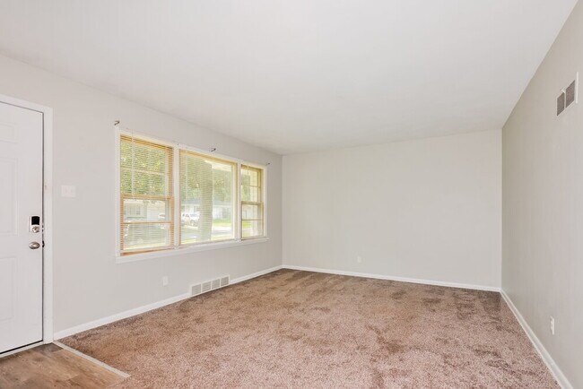 Foto del edificio - 1255 Del Rey Dr